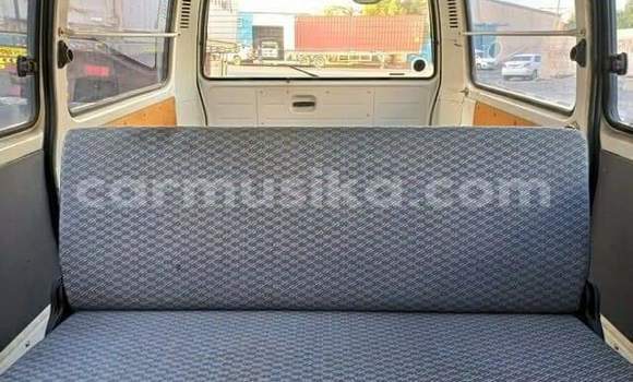 Tenga Tsaru Toyota Hiace Zvimwe Mota in Beitbridge in Matabeleland South Tenga Tsaru Toyota Hiace Zvimwe Mota in Beitbridge in Matabeleland South