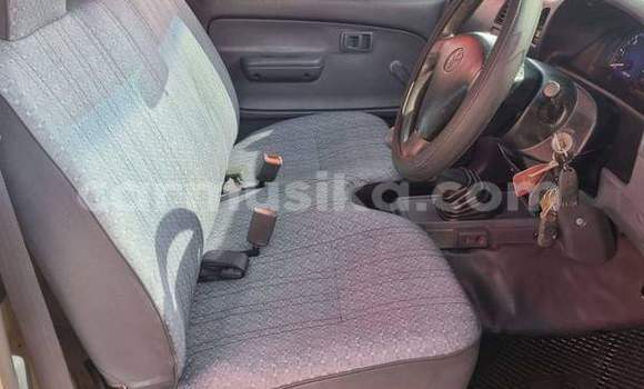 Acheter Occasion Voiture Toyota Hilux Autre à Beitbridge, Matabeleland South Acheter Occasion Voiture Toyota Hilux Autre à Beitbridge, Matabeleland South