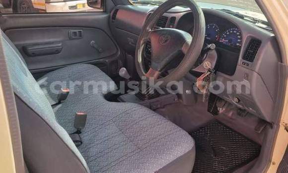 Acheter Occasion Voiture Toyota Hilux Autre à Beitbridge, Matabeleland South Acheter Occasion Voiture Toyota Hilux Autre à Beitbridge, Matabeleland South