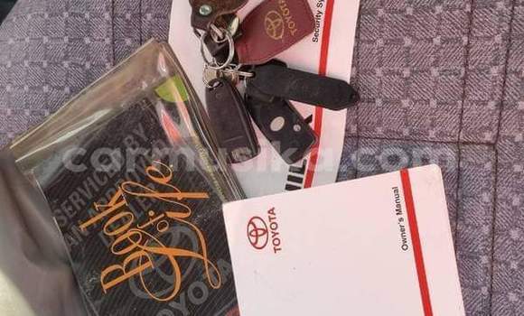 Acheter Occasion Voiture Toyota Hilux Autre à Beitbridge, Matabeleland South Acheter Occasion Voiture Toyota Hilux Autre à Beitbridge, Matabeleland South