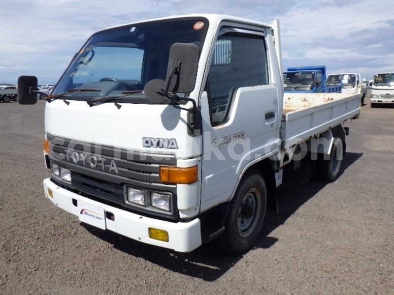 Big with watermark toyota dyna matabeleland south beitbridge 31937