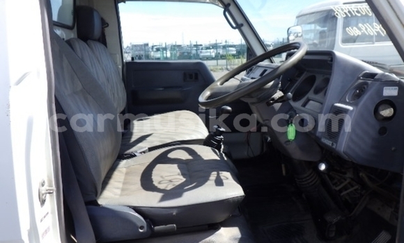 Buy Used Toyota Dyna White Truck in Beitbridge in Matabeleland South Buy Used Toyota Dyna White Truck in Beitbridge in Matabeleland South