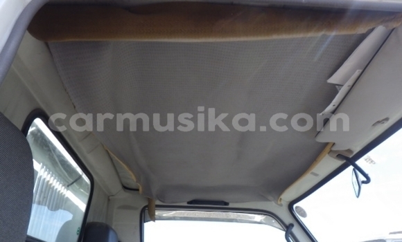 Buy Used Toyota Dyna White Truck in Beitbridge in Matabeleland South Buy Used Toyota Dyna White Truck in Beitbridge in Matabeleland South