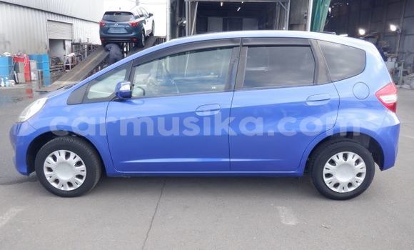 Nunua Ilio tumika Honda Fit Bluu Gari ndani ya Beitbridge nchini Matabeleland Kusini Nunua Ilio tumika Honda Fit Bluu Gari ndani ya Beitbridge nchini Matabeleland Kusini