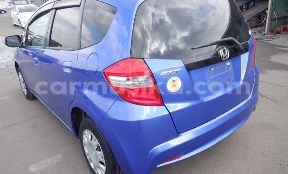 Nunua Ilio tumika Honda Fit Bluu Gari ndani ya Beitbridge nchini Matabeleland Kusini Nunua Ilio tumika Honda Fit Bluu Gari ndani ya Beitbridge nchini Matabeleland Kusini