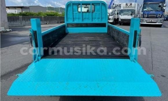 Buy Used Toyota Dyna Blue Truck in Beitbridge in Matabeleland South Buy Used Toyota Dyna Blue Truck in Beitbridge in Matabeleland South