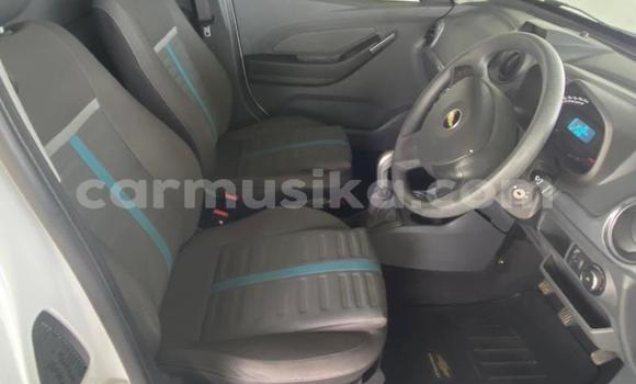 Buy Used Chevrolet Corsa White Car in Beitbridge in Matabeleland South Buy Used Chevrolet Corsa White Car in Beitbridge in Matabeleland South