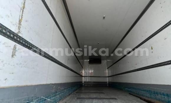 Buy Used Hino Ranger White Truck in Beitbridge in Matabeleland South Buy Used Hino Ranger White Truck in Beitbridge in Matabeleland South