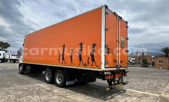 Buy Used Hino Ranger White Truck in Beitbridge in Matabeleland South Buy Used Hino Ranger White Truck in Beitbridge in Matabeleland South