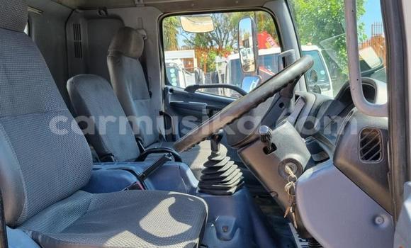 Nunua Ilio tumika Hino Ranger Nyeupe Lori ndani ya Beitbridge nchini Matabeleland Kusini Nunua Ilio tumika Hino Ranger Nyeupe Lori ndani ya Beitbridge nchini Matabeleland Kusini