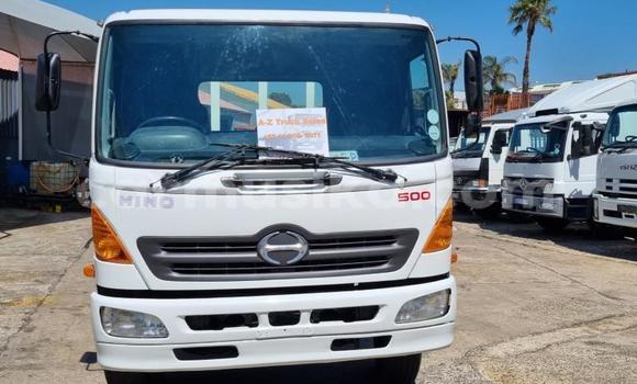 Nunua Ilio tumika Hino Ranger Nyeupe Lori ndani ya Beitbridge nchini Matabeleland Kusini Nunua Ilio tumika Hino Ranger Nyeupe Lori ndani ya Beitbridge nchini Matabeleland Kusini