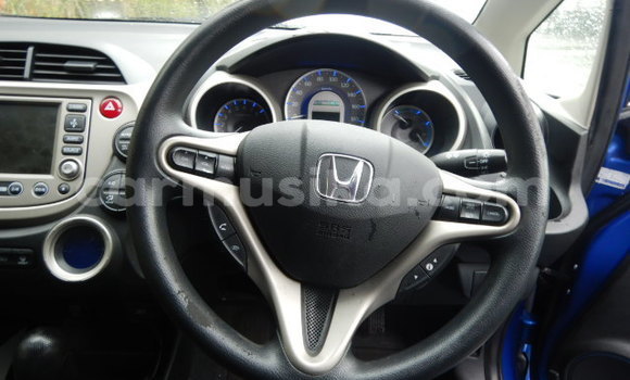 Buy Used Honda Fit Blue Car in Beitbridge in Matabeleland South Buy Used Honda Fit Blue Car in Beitbridge in Matabeleland South