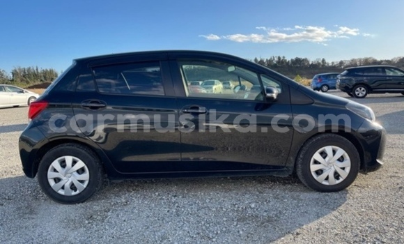 Buy Used Toyota Vitz Black Car in Beitbridge in Matabeleland South Buy Used Toyota Vitz Black Car in Beitbridge in Matabeleland South