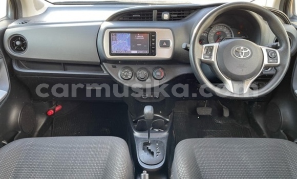 Buy Used Toyota Vitz Black Car in Beitbridge in Matabeleland South Buy Used Toyota Vitz Black Car in Beitbridge in Matabeleland South