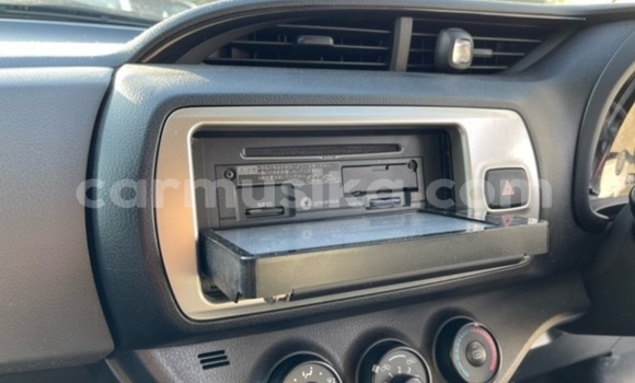 Buy Used Toyota Vitz Black Car in Beitbridge in Matabeleland South Buy Used Toyota Vitz Black Car in Beitbridge in Matabeleland South
