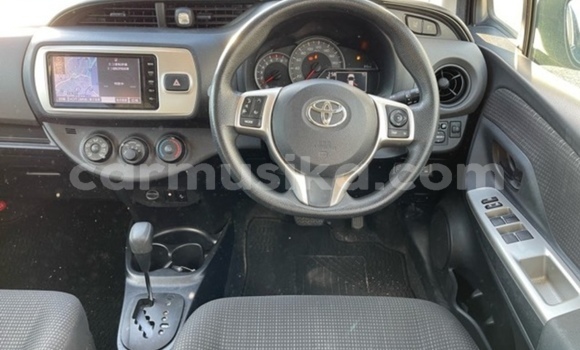 Buy Used Toyota Vitz Black Car in Beitbridge in Matabeleland South Buy Used Toyota Vitz Black Car in Beitbridge in Matabeleland South
