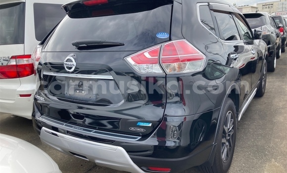 Nunua Ilio tumika Nissan X–Trail Nyeusi Gari ndani ya Beitbridge nchini Matabeleland Kusini Nunua Ilio tumika Nissan X–Trail Nyeusi Gari ndani ya Beitbridge nchini Matabeleland Kusini