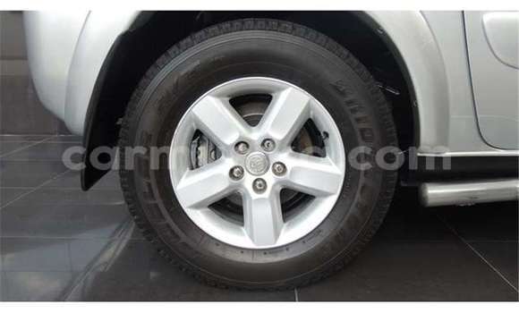 Acheter Occasion Voiture Toyota RAV4 Gris à Beitbridge, Matabeleland South Acheter Occasion Voiture Toyota RAV4 Gris à Beitbridge, Matabeleland South