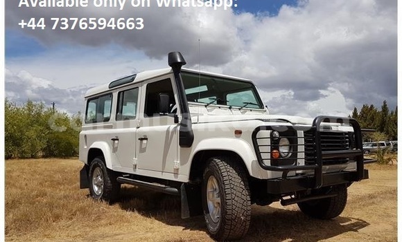 Nunua Ilio tumika Land Rover Defender Nyeupe Gari ndani ya Harare nchini Harare Nunua Ilio tumika Land Rover Defender Nyeupe Gari ndani ya Harare nchini Harare