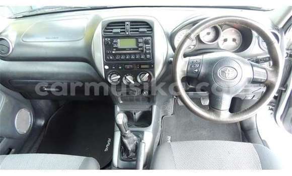 Acheter Occasion Voiture Toyota RAV4 Gris à Beitbridge, Matabeleland South Acheter Occasion Voiture Toyota RAV4 Gris à Beitbridge, Matabeleland South