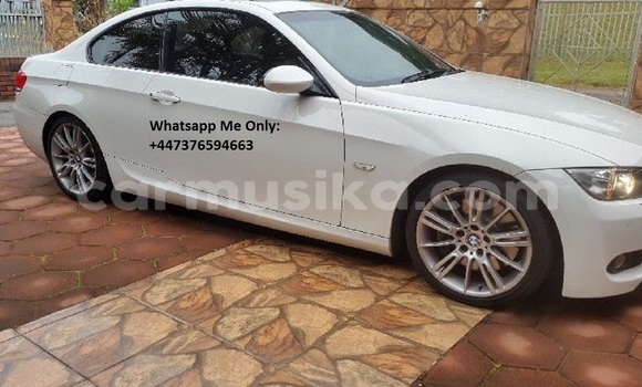 Nunua Ilio tumika BMW 3–Series Nyeupe Gari ndani ya Harare nchini Harare Nunua Ilio tumika BMW 3–Series Nyeupe Gari ndani ya Harare nchini Harare