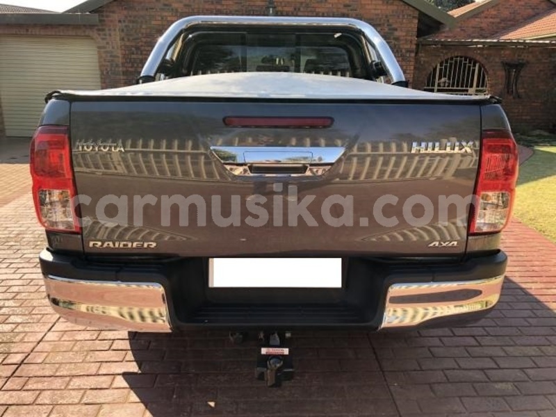 Big with watermark 2018 toyota hilux 2.8 gd 6 4x4 auto pv1026173 6