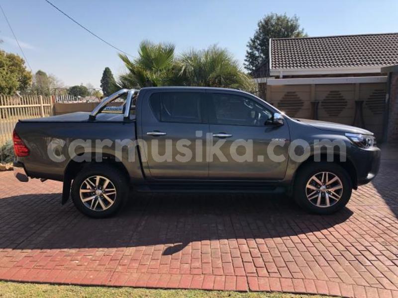 Big with watermark 2018 toyota hilux 2.8 gd 6 4x4 auto pv1026173 8