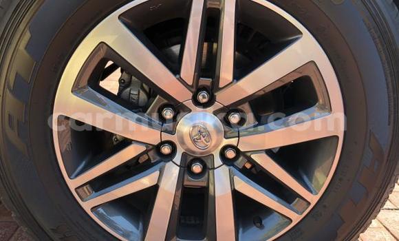 Acheter Occasion Voiture Toyota Hilux Noir à Beitbridge, Matabeleland South Acheter Occasion Voiture Toyota Hilux Noir à Beitbridge, Matabeleland South