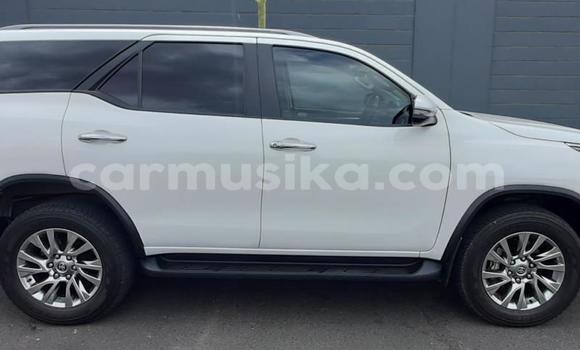 Buy Used Toyota Fortuner White Car in Harare in Harare Buy Used Toyota Fortuner White Car in Harare in Harare
