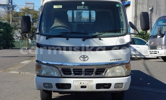 Acheter Occasion Voiture Toyota Dyna Blanc à Beitbridge, Matabeleland South Acheter Occasion Voiture Toyota Dyna Blanc à Beitbridge, Matabeleland South