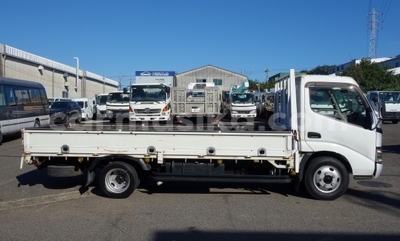 Acheter Occasion Voiture Toyota Dyna Blanc à Beitbridge, Matabeleland South Acheter Occasion Voiture Toyota Dyna Blanc à Beitbridge, Matabeleland South
