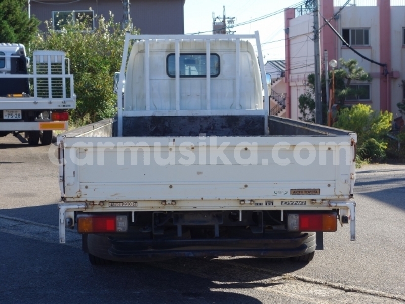 Big with watermark toyota dyna matabeleland south beitbridge 32001