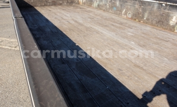 Acheter Occasion Voiture Toyota Dyna Blanc à Beitbridge, Matabeleland South Acheter Occasion Voiture Toyota Dyna Blanc à Beitbridge, Matabeleland South