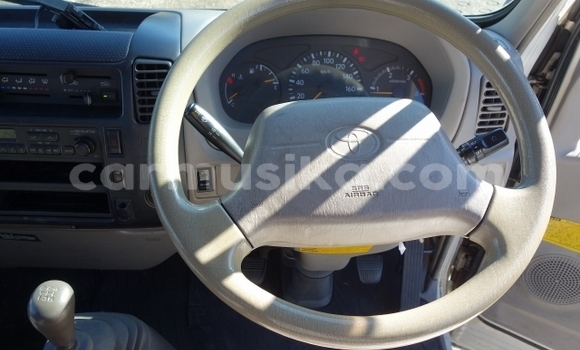 Acheter Occasion Voiture Toyota Dyna Blanc à Beitbridge, Matabeleland South Acheter Occasion Voiture Toyota Dyna Blanc à Beitbridge, Matabeleland South