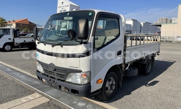 Nunua Ilio tumika Toyota Dyna Nyeupe Gari ndani ya Beitbridge nchini Matabeleland Kusini