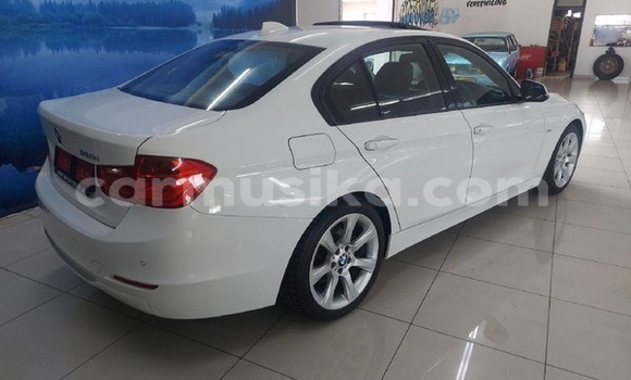 Nunua Ilio tumika BMW 3–Series Nyeupe Gari ndani ya Beitbridge nchini Matabeleland Kusini Nunua Ilio tumika BMW 3–Series Nyeupe Gari ndani ya Beitbridge nchini Matabeleland Kusini
