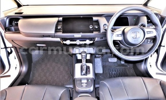 Acheter Occasion Voiture Honda Fit Blanc à Beitbridge, Matabeleland South Acheter Occasion Voiture Honda Fit Blanc à Beitbridge, Matabeleland South