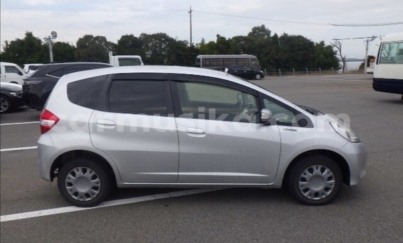 Acheter Occasion Voiture Honda Fit Gris à Beitbridge, Matabeleland South Acheter Occasion Voiture Honda Fit Gris à Beitbridge, Matabeleland South
