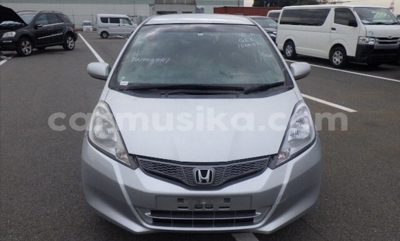 Acheter Occasion Voiture Honda Fit Gris à Beitbridge, Matabeleland South Acheter Occasion Voiture Honda Fit Gris à Beitbridge, Matabeleland South