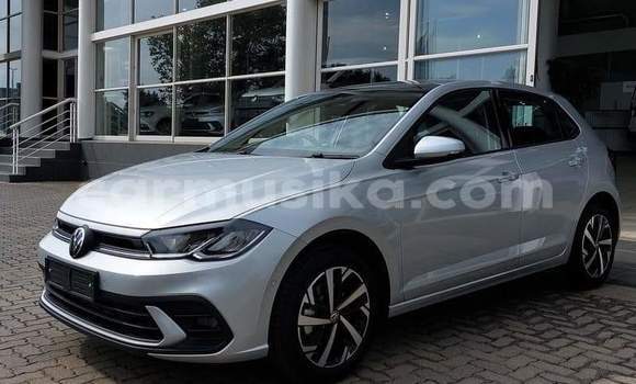 Buy Used Volkswagen Polo Silver Car in Beitbridge in Matabeleland South