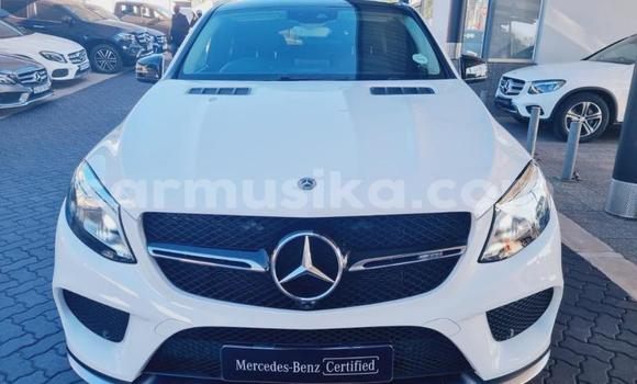 Tenga Tsaru Mercedes‒Benz AMG GLC Chena Mota in Beitbridge in Matabeleland South Tenga Tsaru Mercedes‒Benz AMG GLC Chena Mota in Beitbridge in Matabeleland South