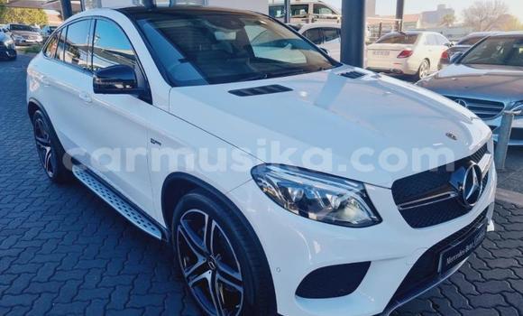 Tenga Tsaru Mercedes‒Benz AMG GLC Chena Mota in Beitbridge in Matabeleland South Tenga Tsaru Mercedes‒Benz AMG GLC Chena Mota in Beitbridge in Matabeleland South