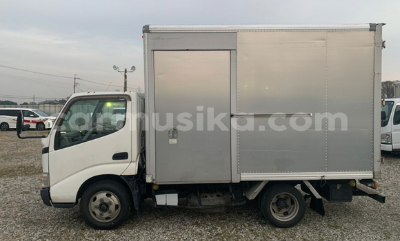 Acheter Occasion Utilitaire Toyota Dyna Autre à Beitbridge, Matabeleland South Acheter Occasion Utilitaire Toyota Dyna Autre à Beitbridge, Matabeleland South