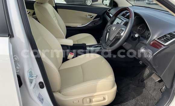 Buy Used Toyota Allion White Car in Beitbridge in Matabeleland South Buy Used Toyota Allion White Car in Beitbridge in Matabeleland South