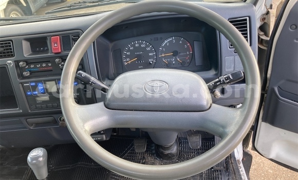 Acheter Occasion Utilitaire Toyota Dyna Blanc à Beitbridge, Matabeleland South Acheter Occasion Utilitaire Toyota Dyna Blanc à Beitbridge, Matabeleland South