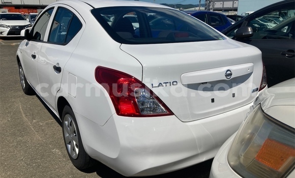 Buy Used Nissan Almera White Car in Beitbridge in Matabeleland South Buy Used Nissan Almera White Car in Beitbridge in Matabeleland South