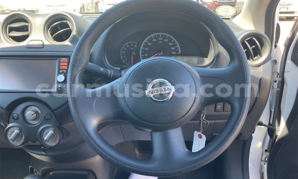 Buy Used Nissan Almera White Car in Beitbridge in Matabeleland South Buy Used Nissan Almera White Car in Beitbridge in Matabeleland South