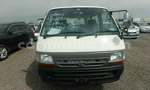 Tenga Tsaru Toyota Hiace Chena Mota in Beitbridge in Matabeleland South Tenga Tsaru Toyota Hiace Chena Mota in Beitbridge in Matabeleland South