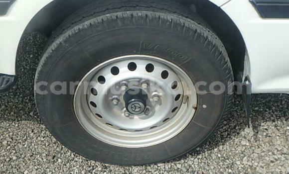 Tenga Tsaru Toyota Hiace Chena Mota in Beitbridge in Matabeleland South Tenga Tsaru Toyota Hiace Chena Mota in Beitbridge in Matabeleland South