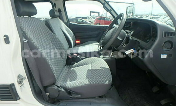 Tenga Tsaru Toyota Hiace Chena Mota in Beitbridge in Matabeleland South Tenga Tsaru Toyota Hiace Chena Mota in Beitbridge in Matabeleland South